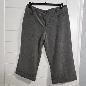 Courtenay Women's Size 14 Gray Wide Leg/Cuffed Capri Pants